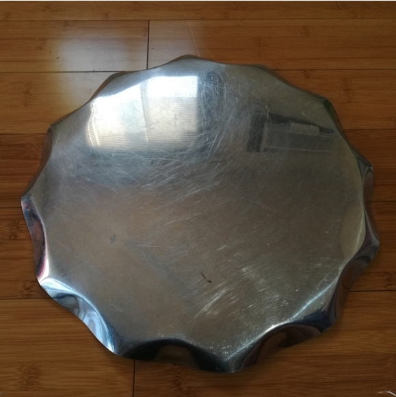 Vintage Aluminum Serving Tray Dish Platter - Picture 8 of 11